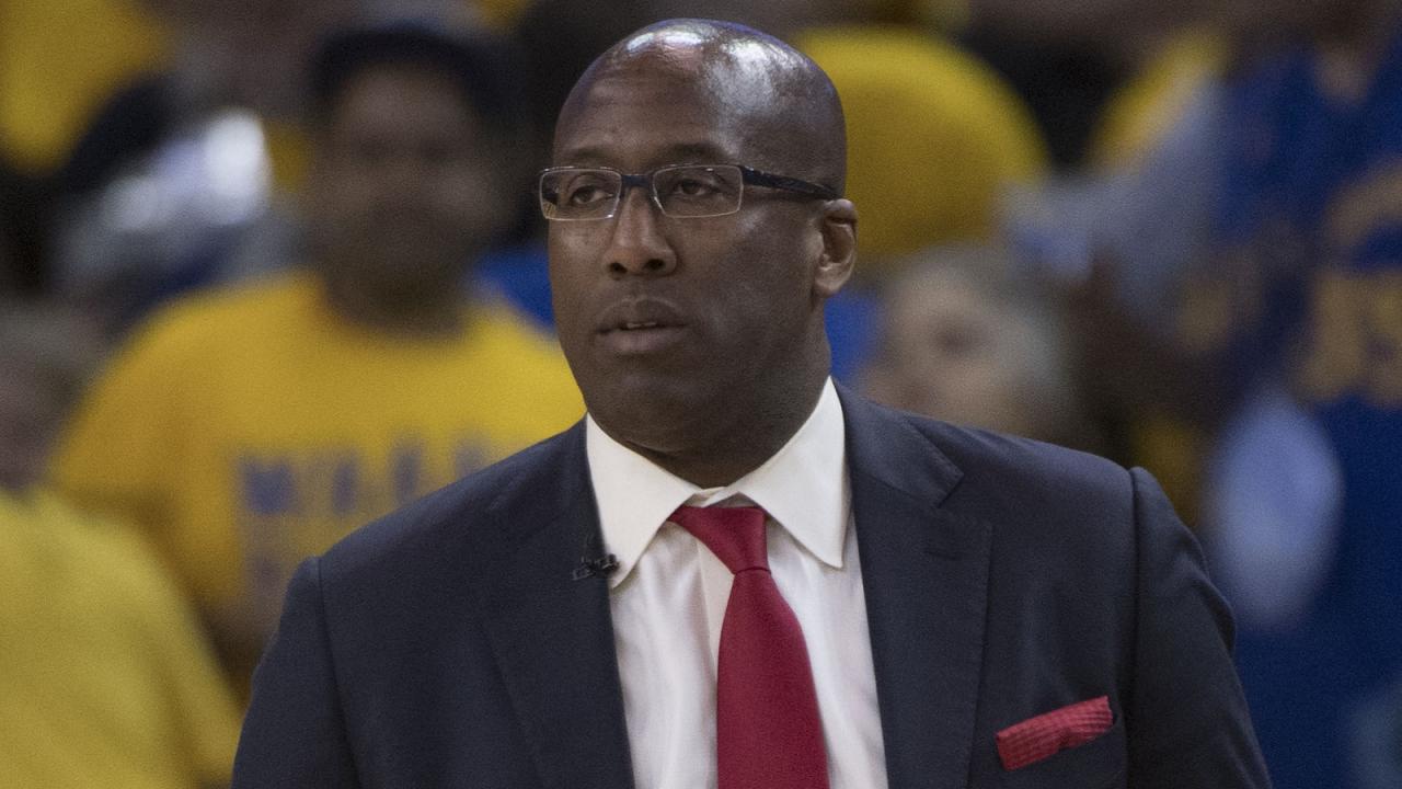 Report: Kings part ways with former coach of the year Mike Brown